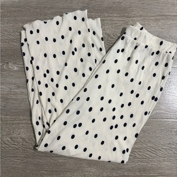 Maison d'AmélieaPolka Dot Wide Leg Pants, Size: M - Picture 3 of 5